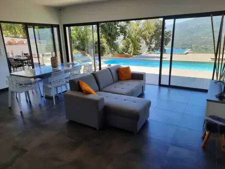 Villa spacieuse climatisée avec piscine privée chauffée, proche des plages - Photo 3