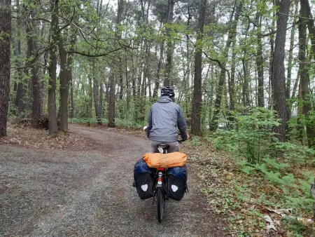 Chalet nature et détente avec piscine, proche zoo de la Flèche et Le Mans, idéal cyclistes et familles - Photo 2
