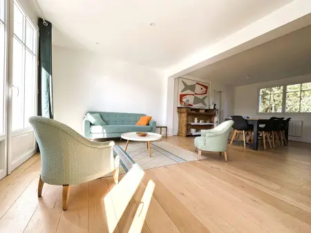 Grande Maison Rénovée 3* à Bénodet, Jardin Clos, Salle de Jeux, Parking, Wifi, Terrasse, 4 chambres - Photo 3