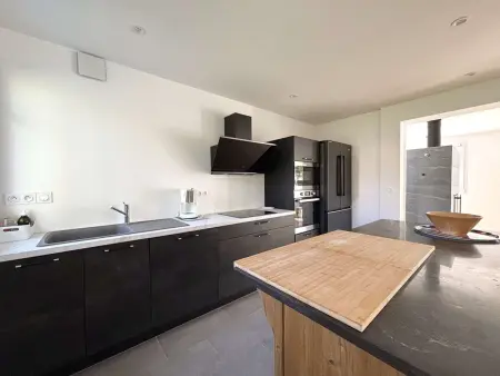 Grande Maison Rénovée 3* à Bénodet, Jardin Clos, Salle de Jeux, Parking, Wifi, Terrasse, 4 chambres - Photo 7