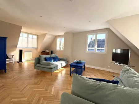 Grande Maison Rénovée 3* à Bénodet, Jardin Clos, Salle de Jeux, Parking, Wifi, Terrasse, 4 chambres - Photo 15