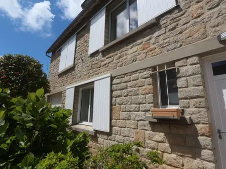 Maison rénovée 3 étoiles à 150m de la plage, idéale pour familles avec espace enfants et Wifi - Photo 4