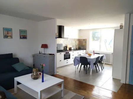 Maison rénovée 3 étoiles à 150m de la plage, idéale pour familles avec espace enfants et Wifi - Photo 13
