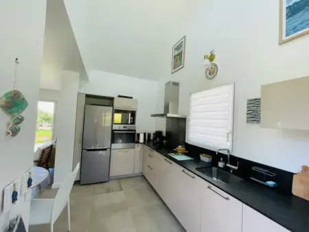 Maison 3* avec Terrasse, Confort Moderne, Proche Plages et Randonnées - Photo 3