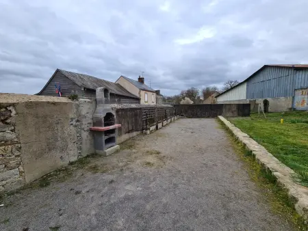 Grand Gîte au Berry avec Terrasse, Pétanque et Confort Tout Inclus - Lac d'Eguzon Proche - Photo 7