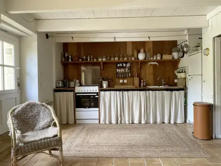 Maison de charme avec jardin clos, à 50m des commerces et proche plage, pour 8 personnes - Photo 5