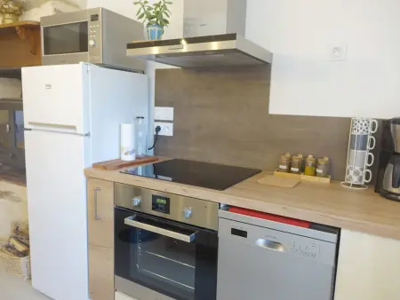 Charmante maison pour 4 personnes près du bourg - Photo 5