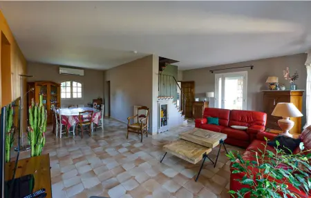 Maison 8 personnes à Lançon Provence - Photo 2