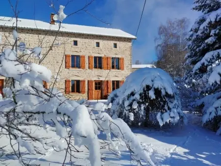 Gîte confortable en Auvergne proche de randonnées - Photo 1