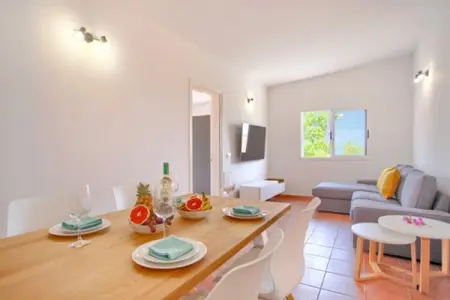Home Holidays // Villa Rural Los Corcos, Merveilleuse maison de vacances avec piscine - Photo 15