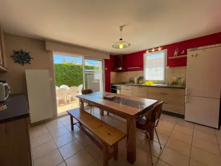 Maison récente 4 pièces près de l'océan, terrain clos, terrasse, barbecue, 8 couchages, ménage inclus - Photo 5