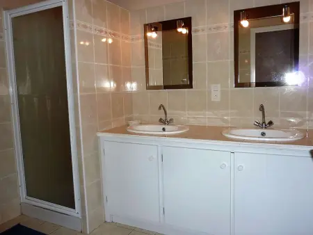 Maison 5 pièces avec grand jardin à Domino, 6 couchages, animaux admis - Photo 16