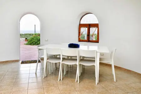 holiday home, Plemmirio-Villa Gloria, Maison Igloo Plemmirio avec Mer et Piscine - Photo 8