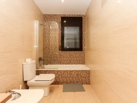 Villa spacieuse avec piscine privée, parking et climatisation - Photo 25