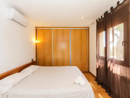Villa spacieuse avec piscine privée, parking et climatisation - Photo 27