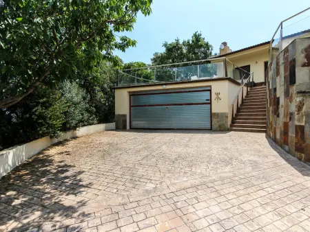 Villa spacieuse avec piscine privée, parking et climatisation - Photo 30