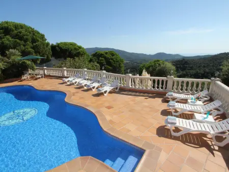 Villa 10 Pers, Piscine Privée, Climatisée, Gite 10 personnes à Lloret de Mar - Photo 4