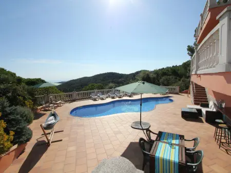 Villa 10 Pers, Piscine Privée, Climatisée, Gite 10 personnes à Lloret de Mar - Photo 6
