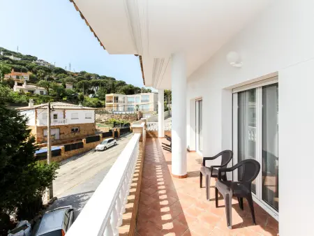 Villa 17 pers., piscine privée, près plage à 3km, clim, BBQ, WiFi - Parfait pour familles et groupes - Photo 2