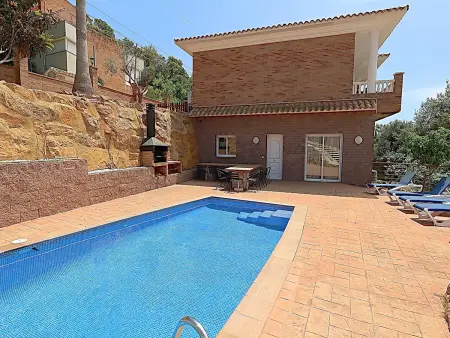 Villa 17 pers., piscine privée, près plage à 3km, clim, BBQ, WiFi - Parfait pour familles et groupes - Photo 3