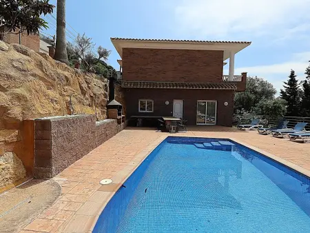 Villa 17 pers., piscine privée, près plage à 3km, clim, BBQ, WiFi - Parfait pour familles et groupes - Photo 5