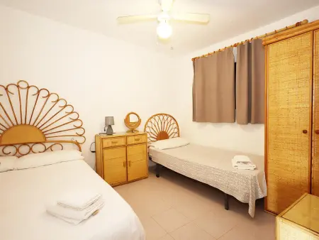 Villa avec Piscine Privée, Proche Plage, Clim., Wifi, Parking, Cala Canyelles, Lloret de Mar - Photo 4