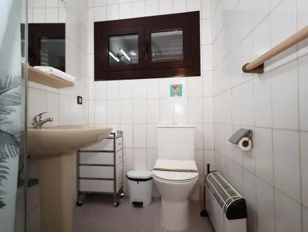Villa avec Piscine Privée, Proche Plage, Clim., Wifi, Parking, Cala Canyelles, Lloret de Mar - Photo 31