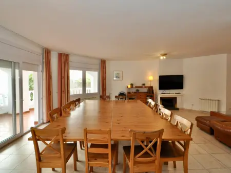 Villa spacieuse pour 18 personnes avec piscine privée et climatisation à Lloret de Mar - Photo 16