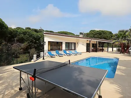 Villa spacieuse avec piscine privée et barbecue, à 15 min de Tossa de Mar, pour 12 personnes - Photo 1