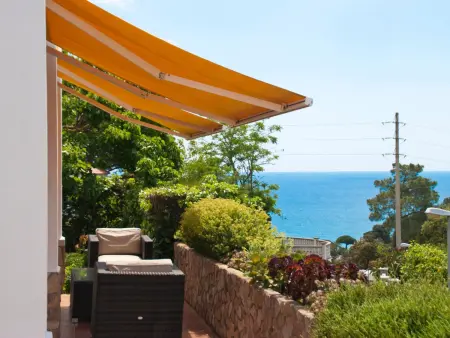 Villa familiale avec piscine privée, proche plage - Photo 2