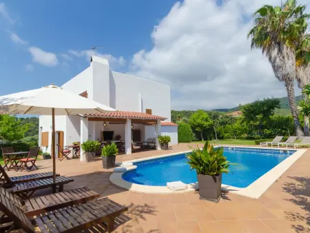 Villa familiale avec piscine privée, proche plage - Photo 9