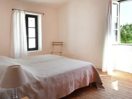 Charmante maison avec cour ensoleillée, espace pour vélos, Wi-Fi et cuisine équipée aux Portes-en-Ré - Photo 5