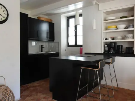 Charmante maison avec cour ensoleillée, espace pour vélos, Wi-Fi et cuisine équipée aux Portes-en-Ré - Photo 8