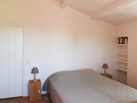 Charmante maison avec cour ensoleillée, espace pour vélos, Wi-Fi et cuisine équipée aux Portes-en-Ré - Photo 10