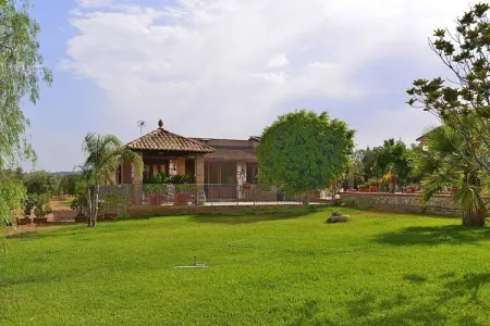 Ferienhaus Solarino-Villa Eureka mit Privatpool, Villa en Sicile avec piscine privée et jardin - Photo 1