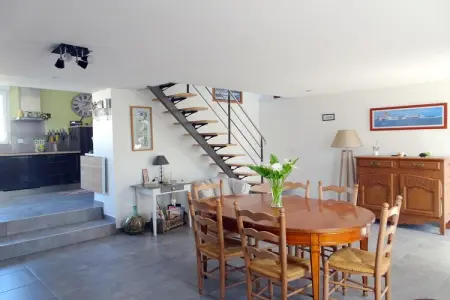 Holiday home in Bricqueville sur Mer, Maison en pierre à Bricqueville près plage - Photo 5