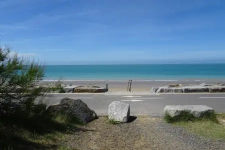 Holiday home in Bricqueville sur Mer, Maison en pierre à Bricqueville près plage - Photo 19