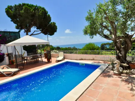 Chalet rustique avec piscine privée près de la plage - Photo 3