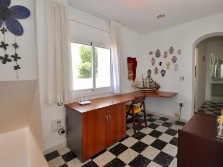 Chalet rustique avec piscine privée près de la plage - Photo 15