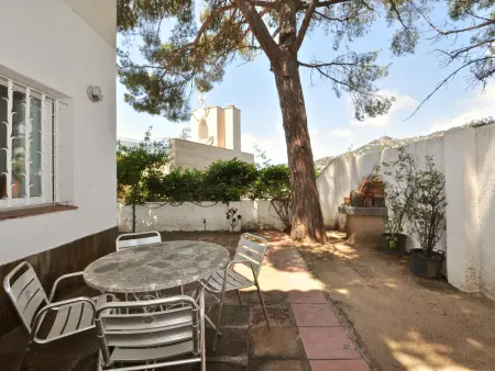 Chalet rustique avec piscine privée près de la plage - Photo 23