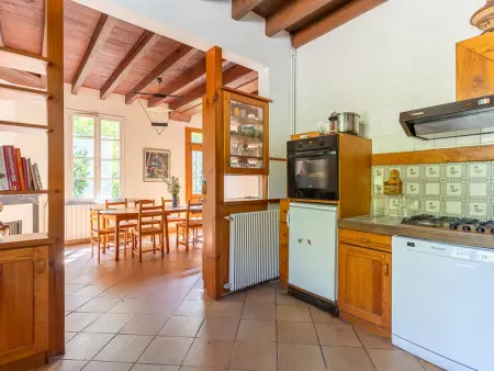 Maison familiale, 15 pers., jardin privé, proche centre et lac, à 25 min de l'océan - Photo 4