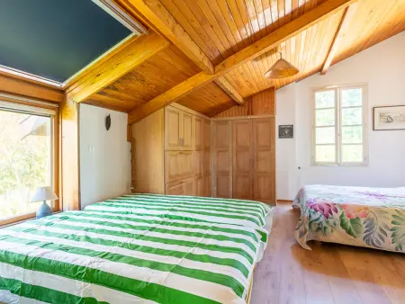 Maison familiale, 15 pers., jardin privé, proche centre et lac, à 25 min de l'océan - Photo 9