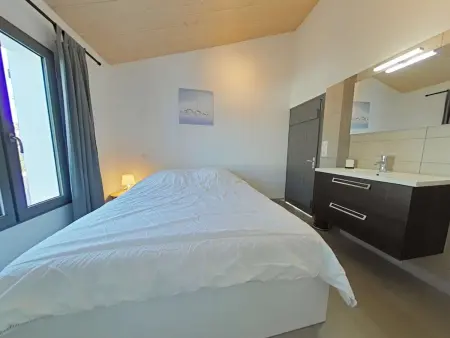 Maison familiale 10 pers, annexe, plage 250m, wifi, parking, jardin clos, terrasse avec pergola - Photo 10