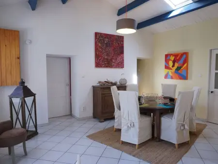 Maison charmante 6 pers, jardin clos, TV et Wifi, proche commerces et plage, petit chien accepté. - Photo 2