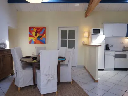 Maison charmante 6 pers, jardin clos, TV et Wifi, proche commerces et plage, petit chien accepté. - Photo 3