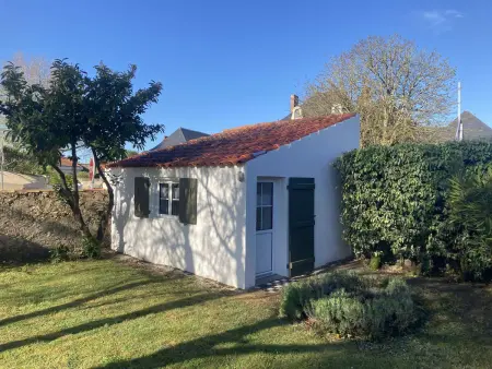 Maison charmante 6 pers, jardin clos, TV et Wifi, proche commerces et plage, petit chien accepté. - Photo 17