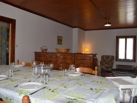 Maison spacieuse avec jardin, BBQ, table de ping-pong, proche commerces, pour 9 personnes et bébés - Photo 9