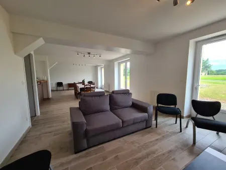 Maison tranquille avec jardin, proche Châteauroux, 4 ch., 3 sdb, terrasse, barbecue, parking - Photo 14