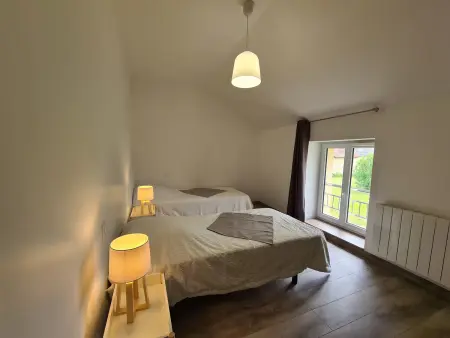 Maison tranquille avec jardin, proche Châteauroux, 4 ch., 3 sdb, terrasse, barbecue, parking - Photo 24