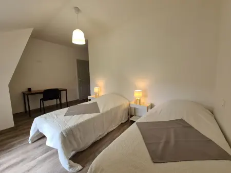Maison calme avec jardin et terrasse, proche Châteauroux, 3 chambres, 3 salles de bain, parking inclus - Photo 25